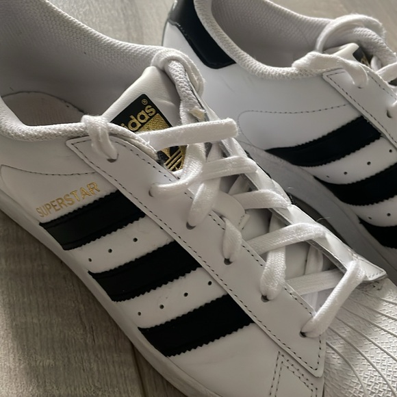 Adidas Sneaker 👟 - Picture 4 of 8